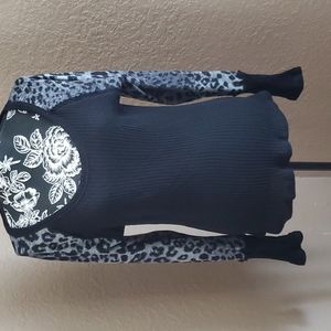 Vocal Women's Long Sleeve Gray Leopard Shirt LG